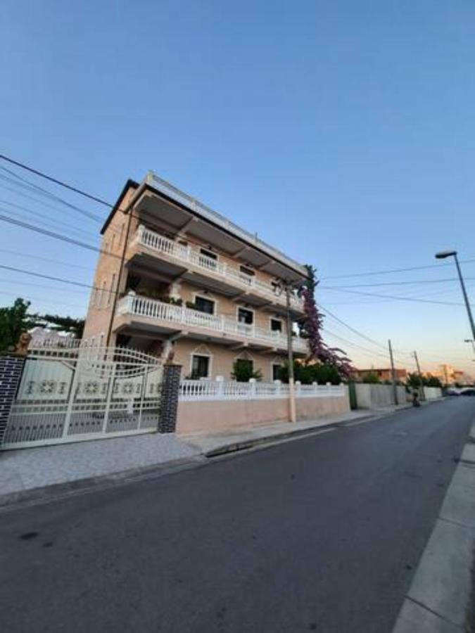 Vila Lika Durres Luaran gambar